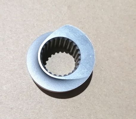 مكونات البثق اللولبي المزدوج بالتبريد بالفراغ مع أداء صلابة مثالي HRC58-62