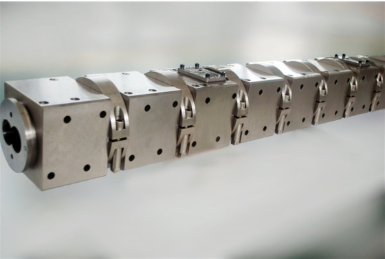 أجزاء آلة طحنات بلاستيكية ABS لصناعة البتروكيماويات بواسطة شركة Joiner Machinery